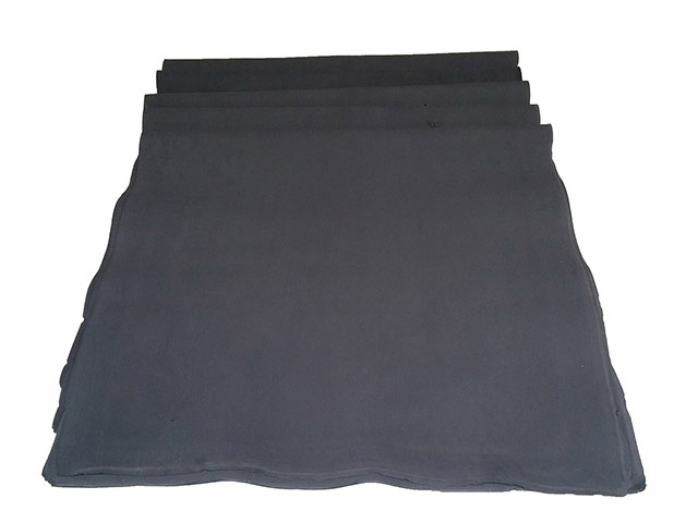 Hitam